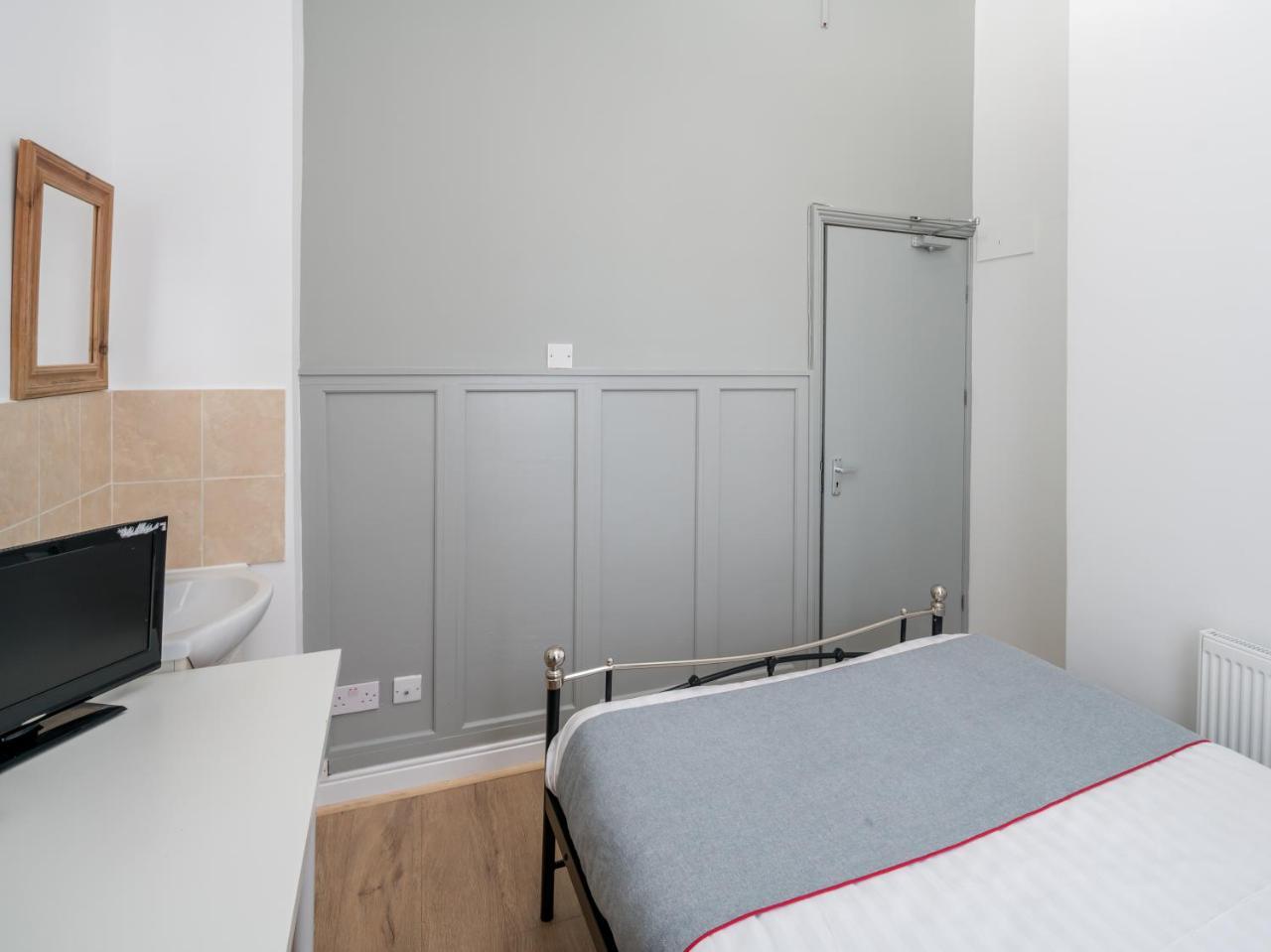 OYO Kings Hotel London Eksteriør bilde